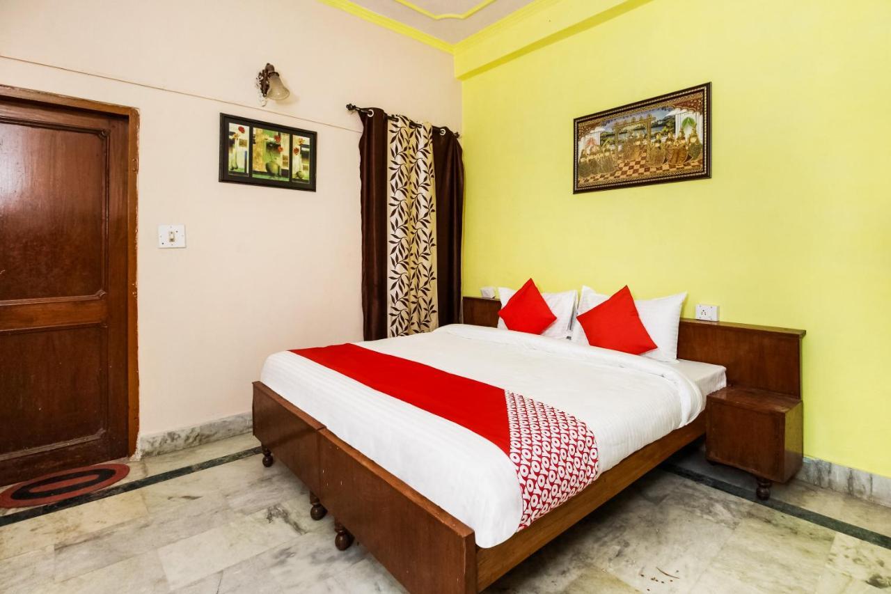 Oyo Hotel Apoorva Deluxe Jaipur Dış mekan fotoğraf