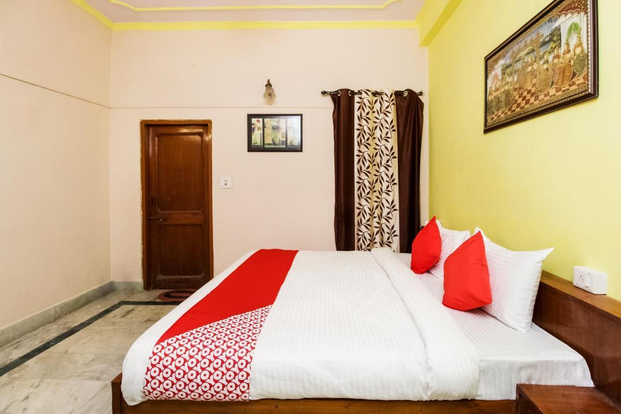 Oyo Hotel Apoorva Deluxe Jaipur Dış mekan fotoğraf