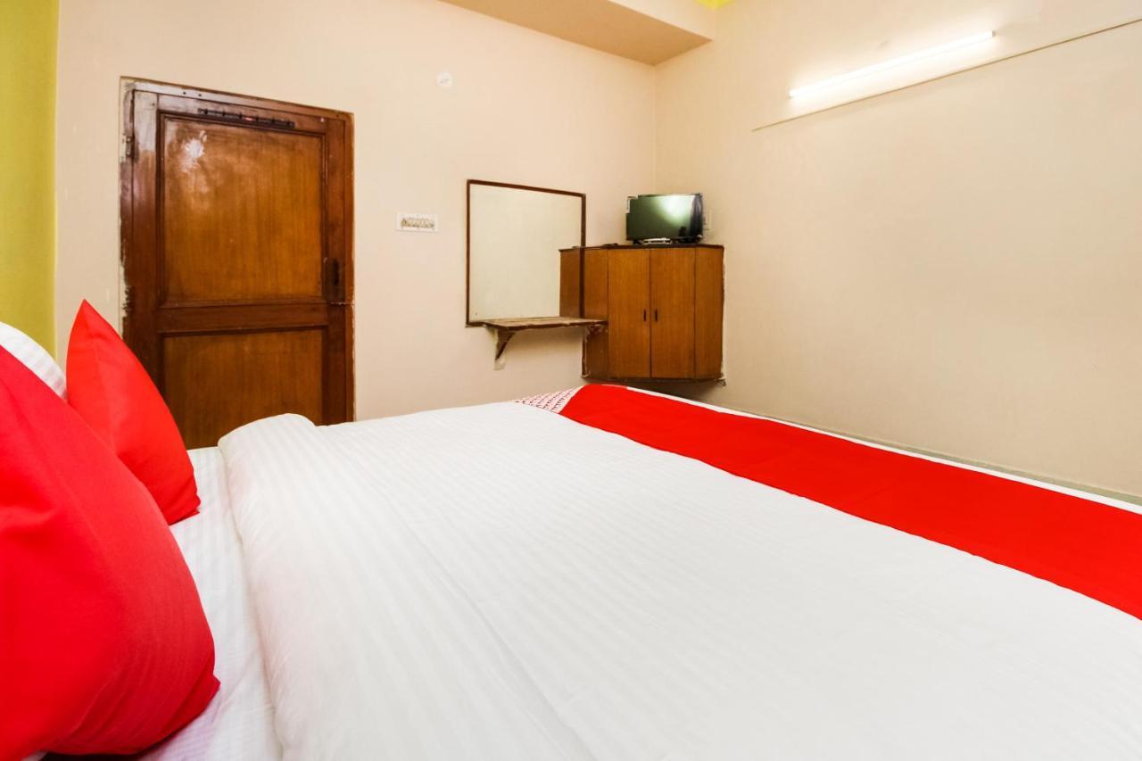 Oyo Hotel Apoorva Deluxe Jaipur Dış mekan fotoğraf