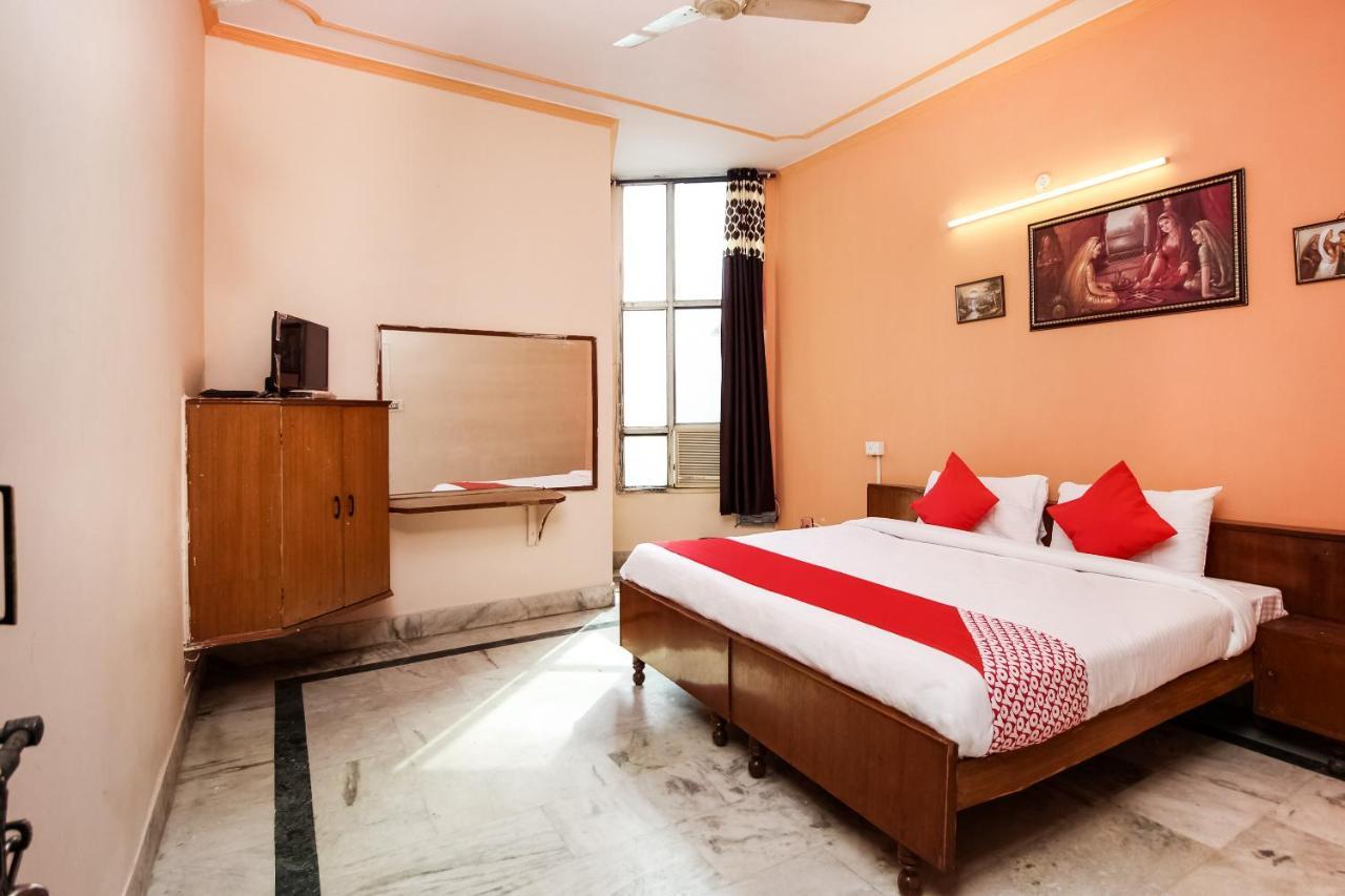 Oyo Hotel Apoorva Deluxe Jaipur Dış mekan fotoğraf