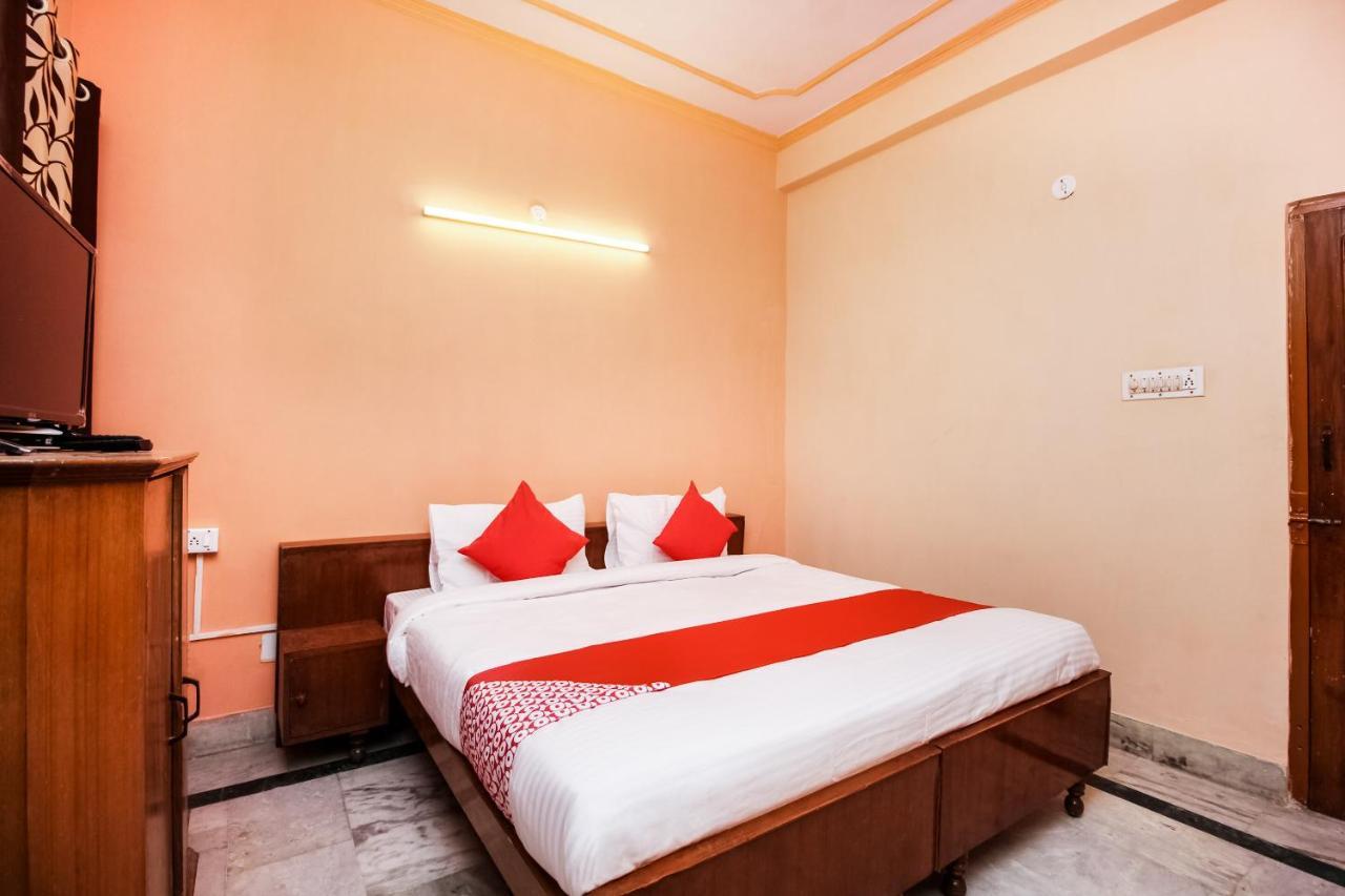 Oyo Hotel Apoorva Deluxe Jaipur Dış mekan fotoğraf